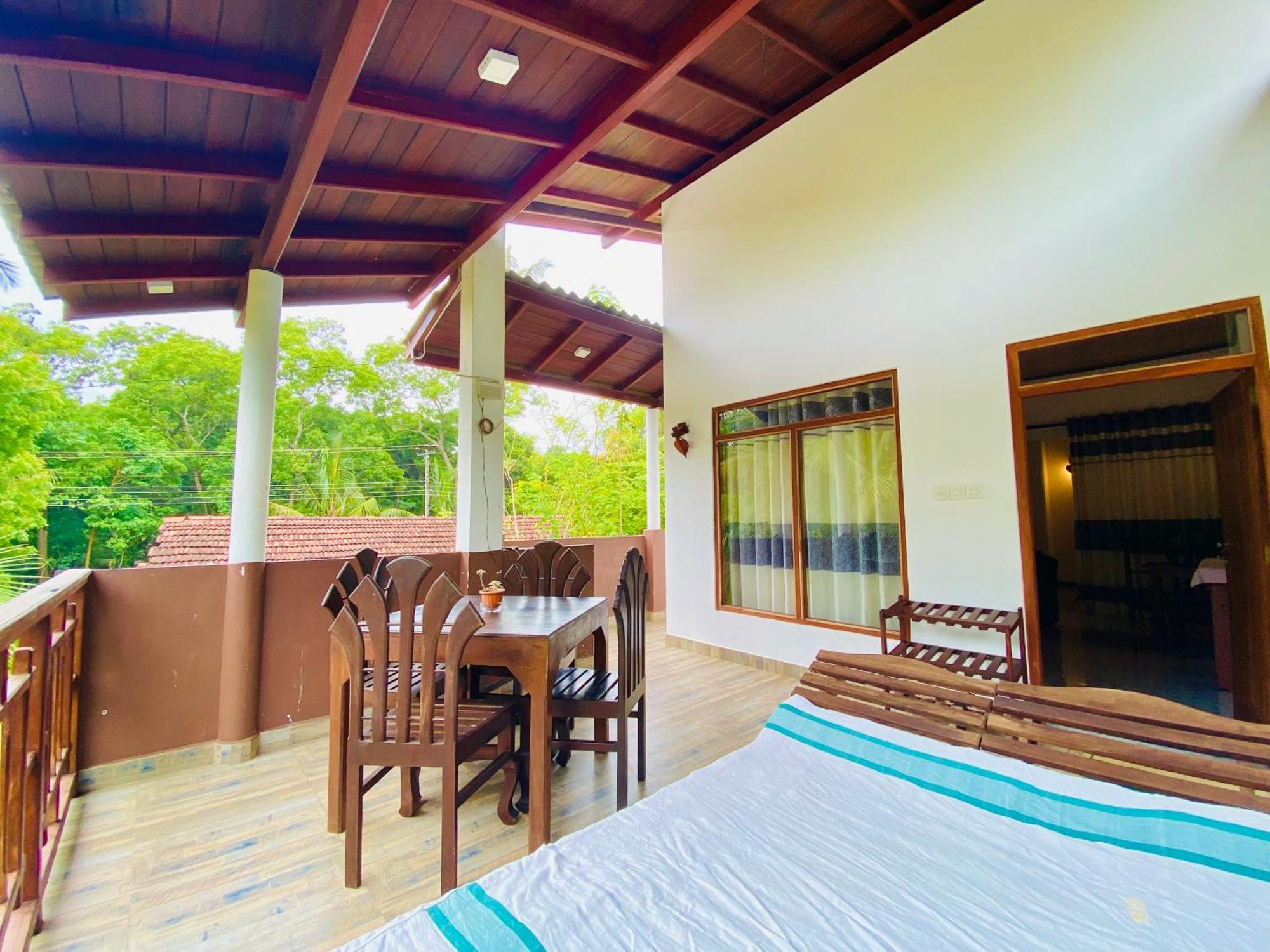 Rekawa Turtle Gate Hotel 탕갈레 외부 사진