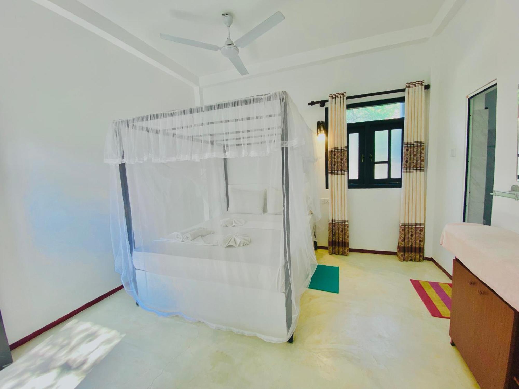 Rekawa Turtle Gate Hotel 탕갈레 객실 사진